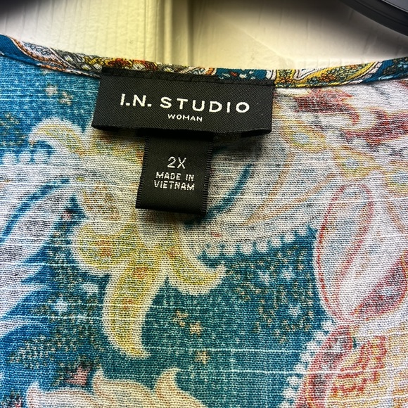 NWT Blouse - Picture 3 of 3